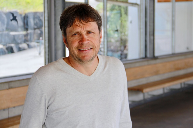 Der Schulleiter und ehemalige Schiedsrichter, Bruno Grossen
