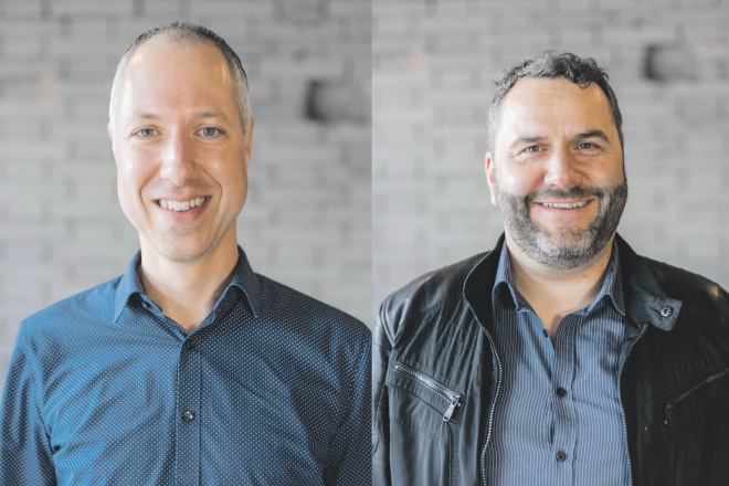 Die beiden Pastoren Matthias Stalder (links) und Samuel Truttmann