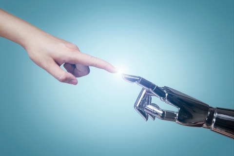 Künstliche Intelligenz trifft auf Mensch