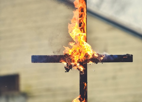 Brennendes Kreuz