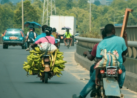 Christen in Kamerun halten am Glauben fest