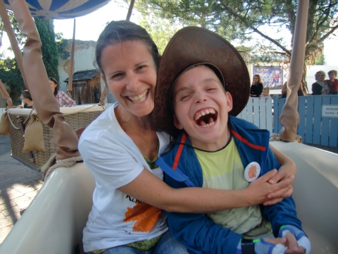 Susanne Kellner mit ihrem Sohn Joni