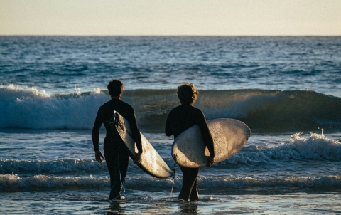 Die «Wavestation Surf Church» möchte Surfer des Ortes erreichen 